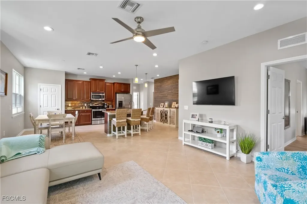 18261 Creekside Preserve Loop Fort Myers FL 33908