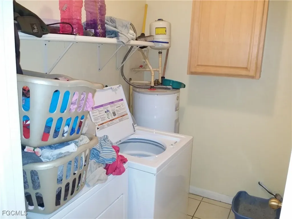 950 Lakeview Drive North Fort Myers FL 33903