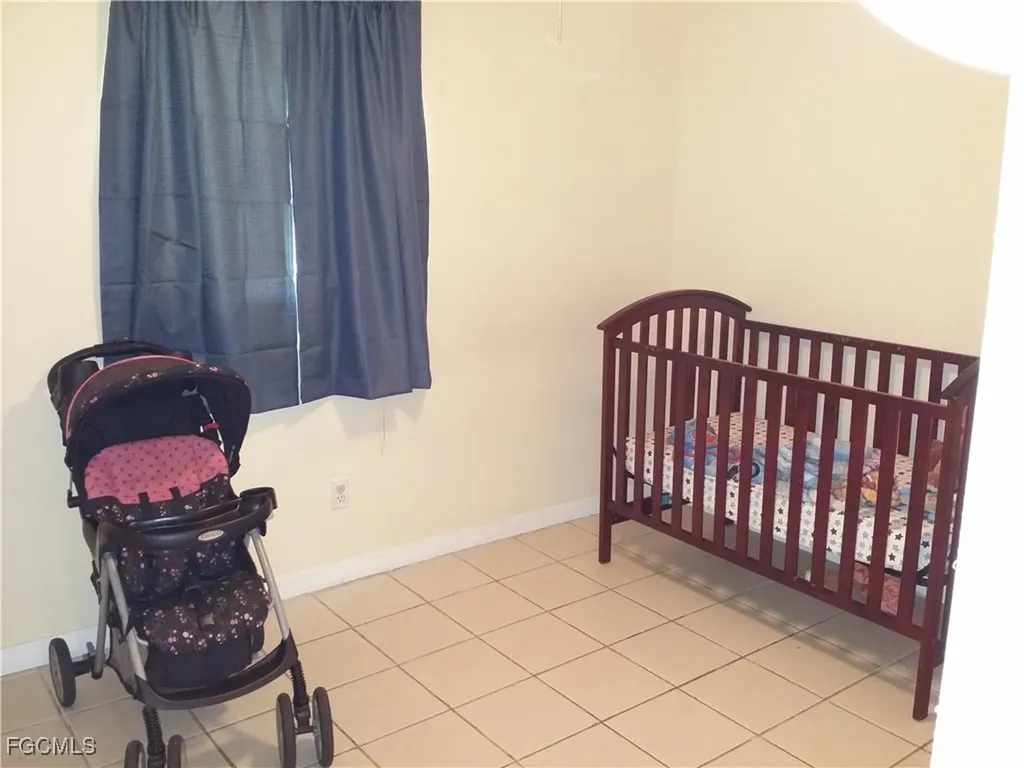 950 Lakeview Drive North Fort Myers FL 33903