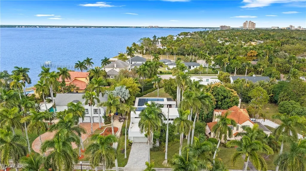 1215 Caloosa Drive Fort Myers FL 33901