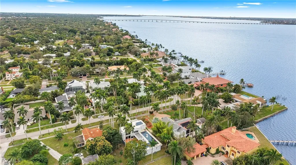1215 Caloosa Drive Fort Myers FL 33901