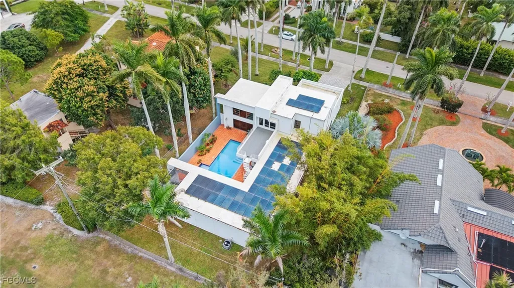 1215 Caloosa Drive Fort Myers FL 33901