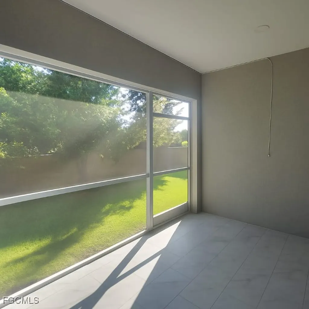 2431 Paul Avenue S Lehigh Acres FL 33973