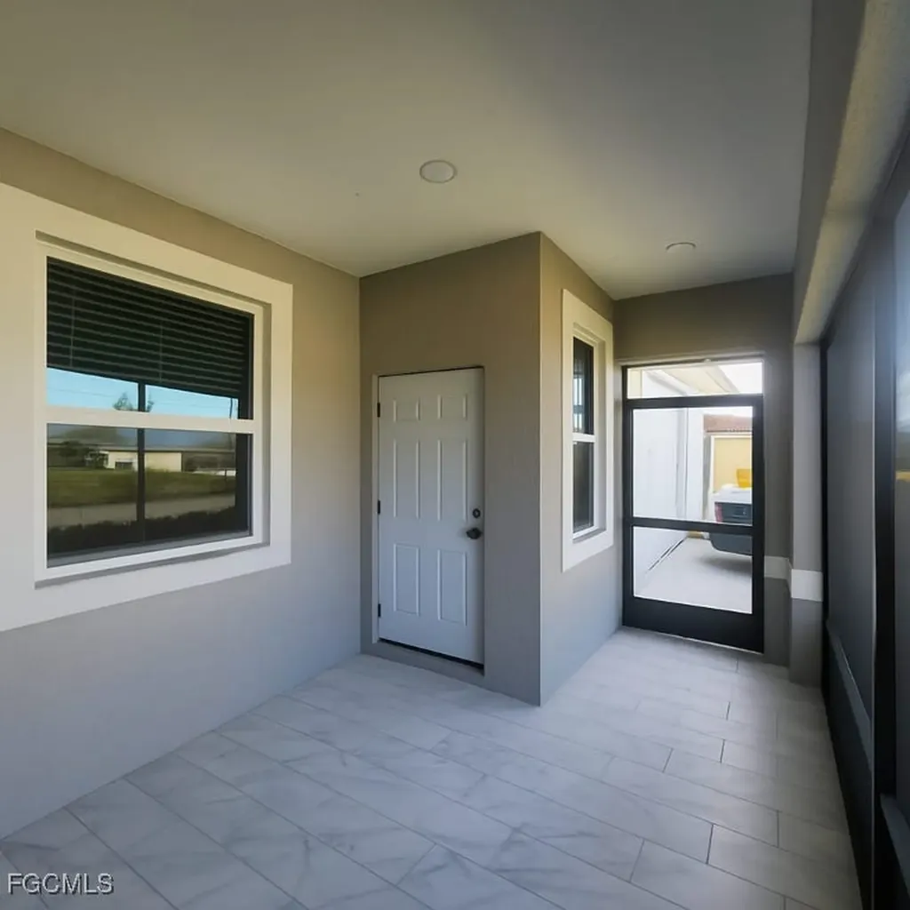 2431 Paul Avenue S Lehigh Acres FL 33973