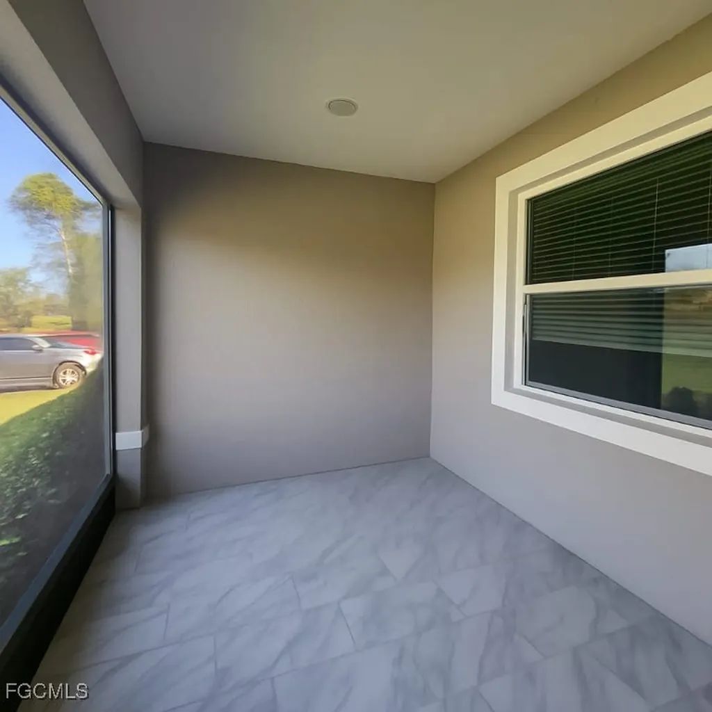 2431 Paul Avenue S Lehigh Acres FL 33973