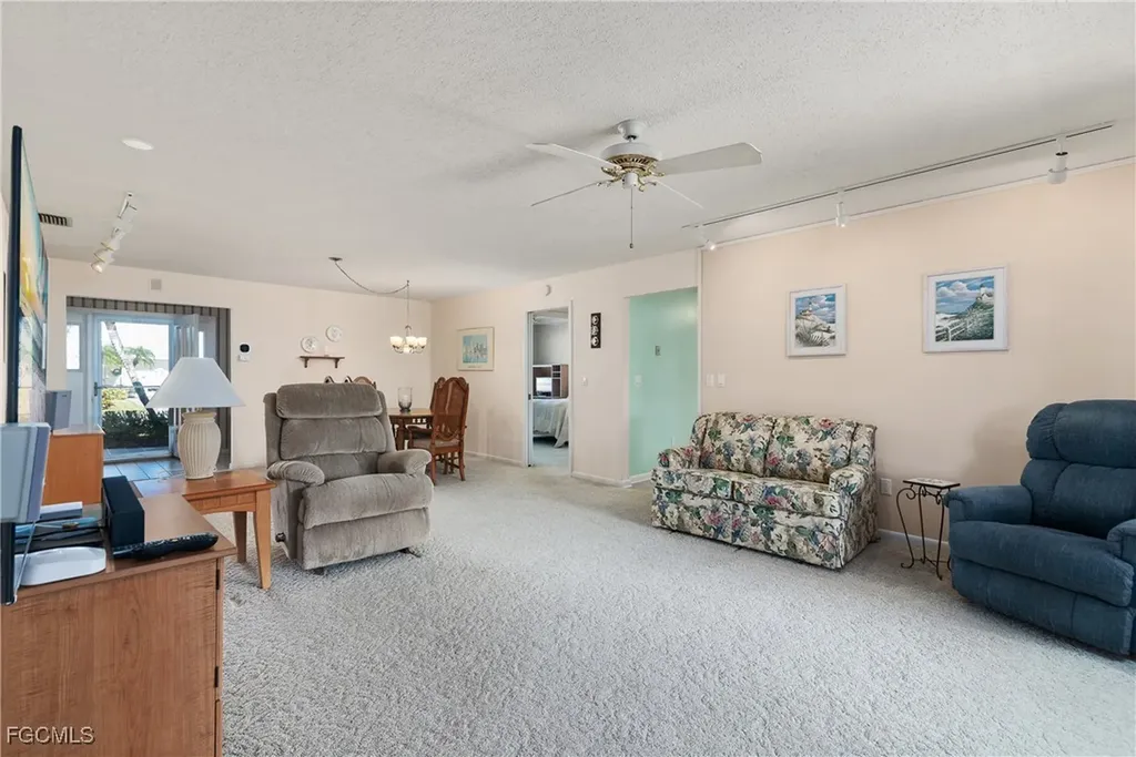 1286 Broadwater Drive Fort Myers FL 33919