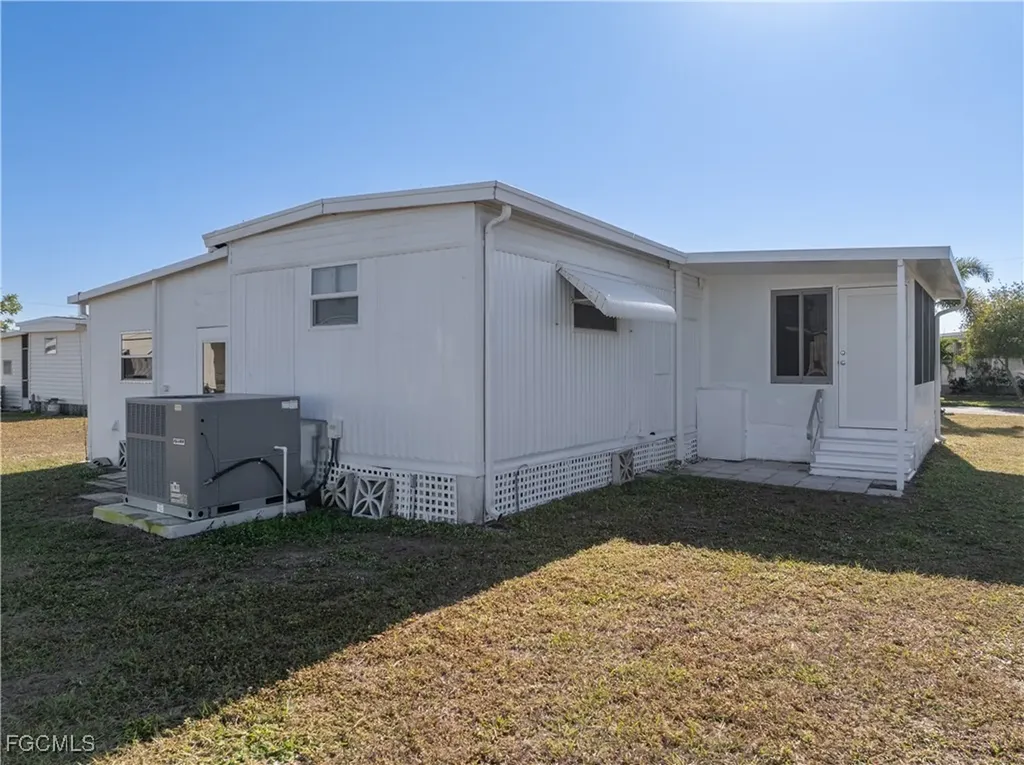 3117 Saturn Circle North Fort Myers FL 33903