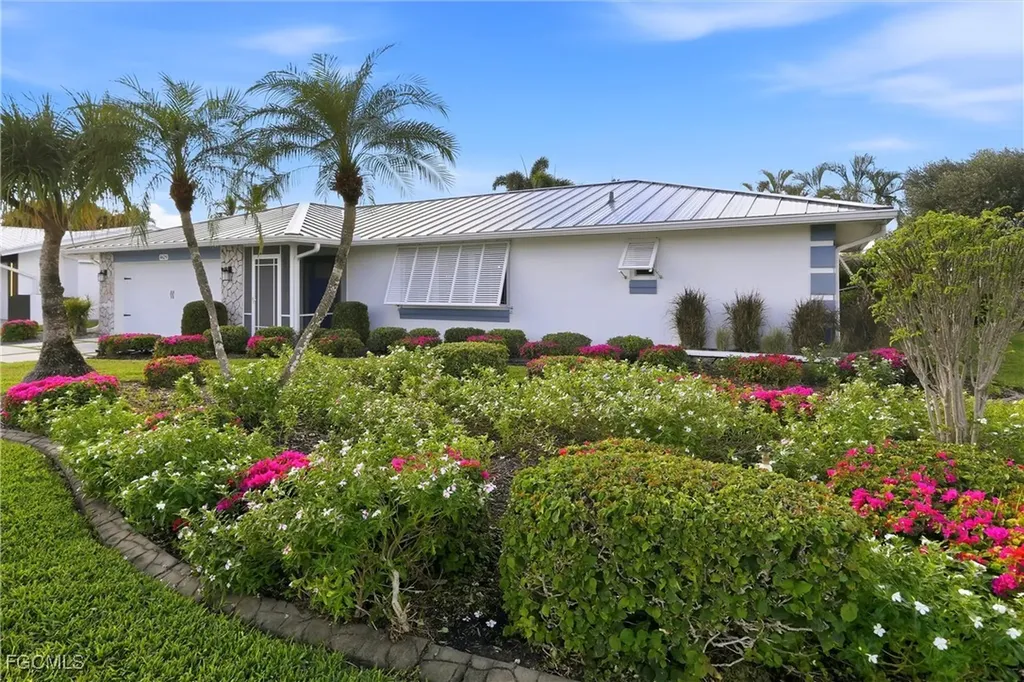 4629 Forest Glen Drive North Fort Myers FL 33903