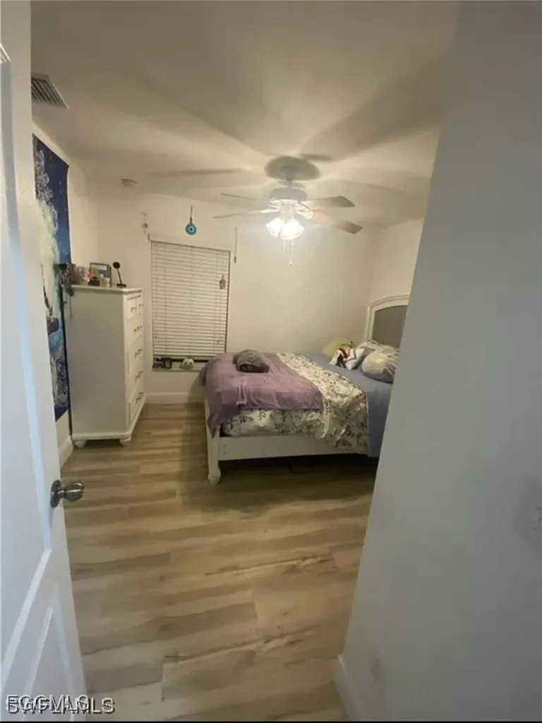 3805 NW 41st Lane Cape Coral FL 33993