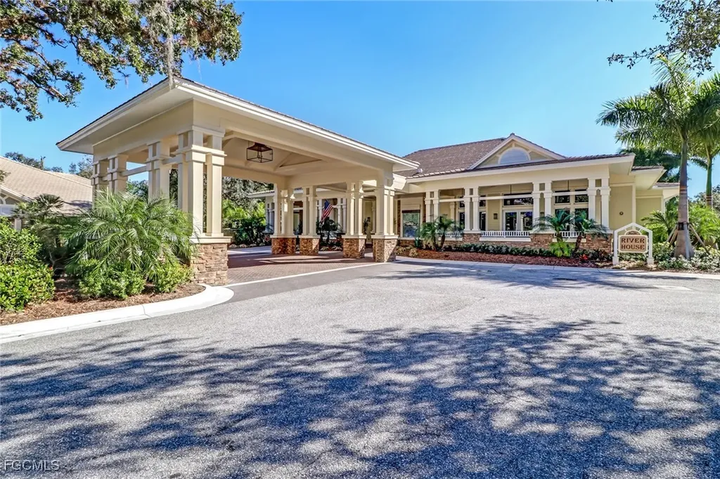 3790 Lakeview Isle Court Fort Myers FL 33905