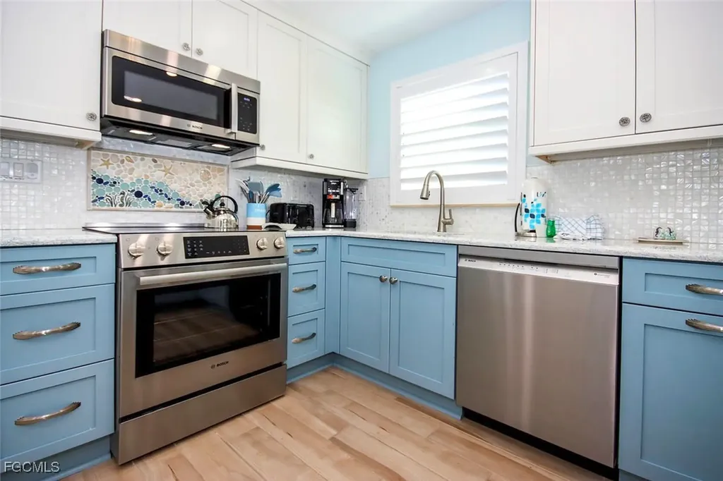 2230 Camino Del Mar Drive Sanibel FL 33957