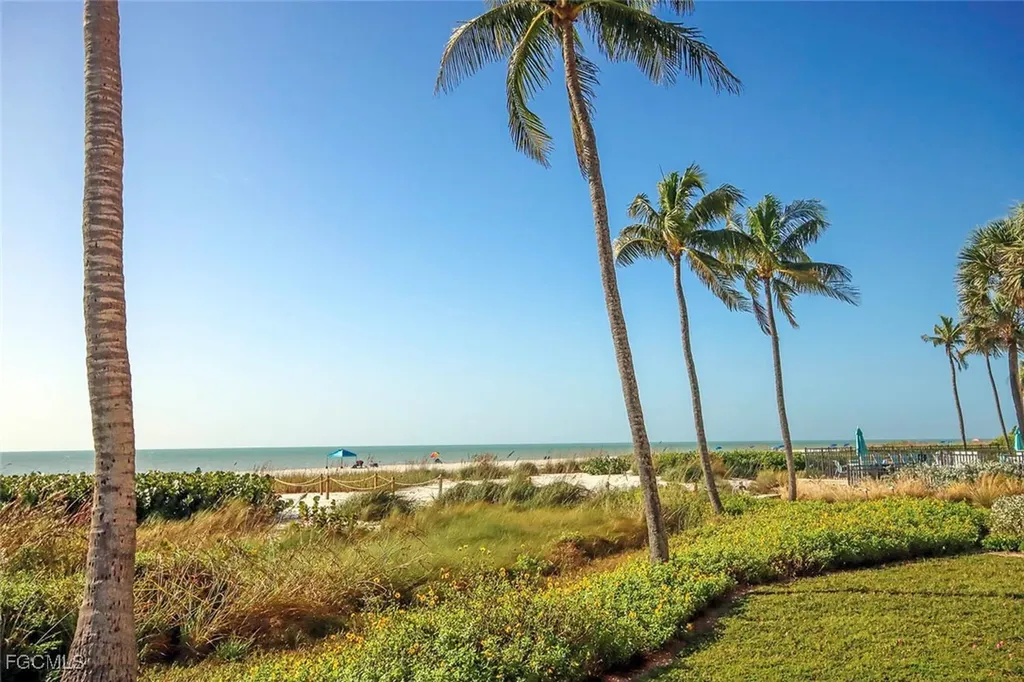 2230 Camino Del Mar Drive Sanibel FL 33957