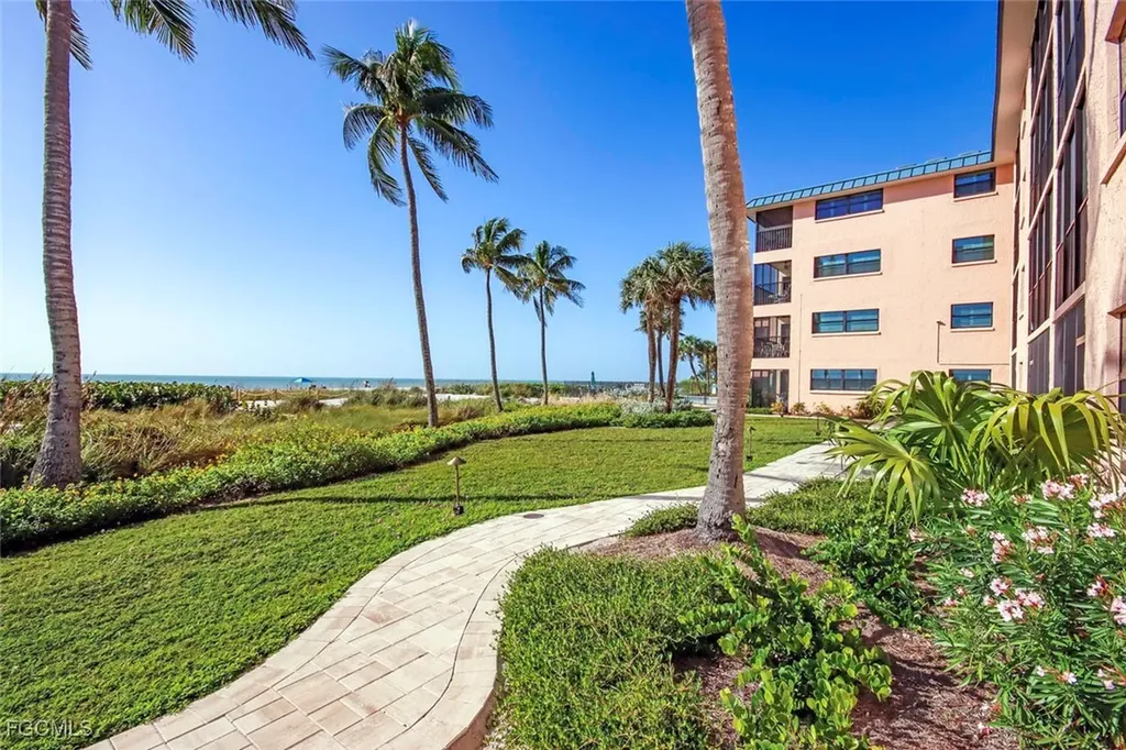2230 Camino Del Mar Drive Sanibel FL 33957