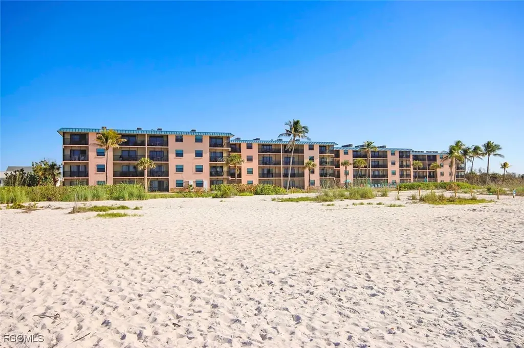 2230 Camino Del Mar Drive Sanibel FL 33957