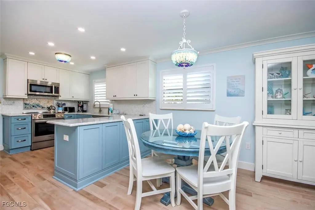 2230 Camino Del Mar Drive Sanibel FL 33957