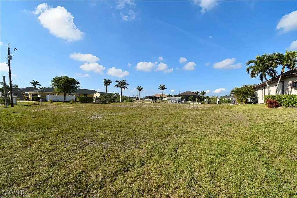 1500 NW 36th Avenue Cape Coral FL 33993
