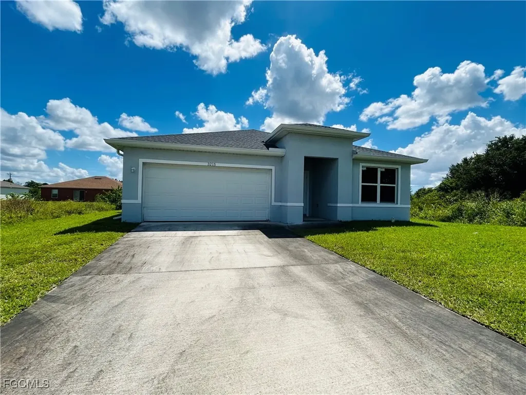3215 8th Street SW Lehigh Acres FL 33976