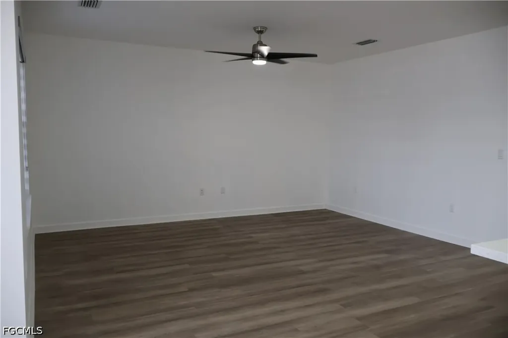 3215 8th Street SW Lehigh Acres FL 33976