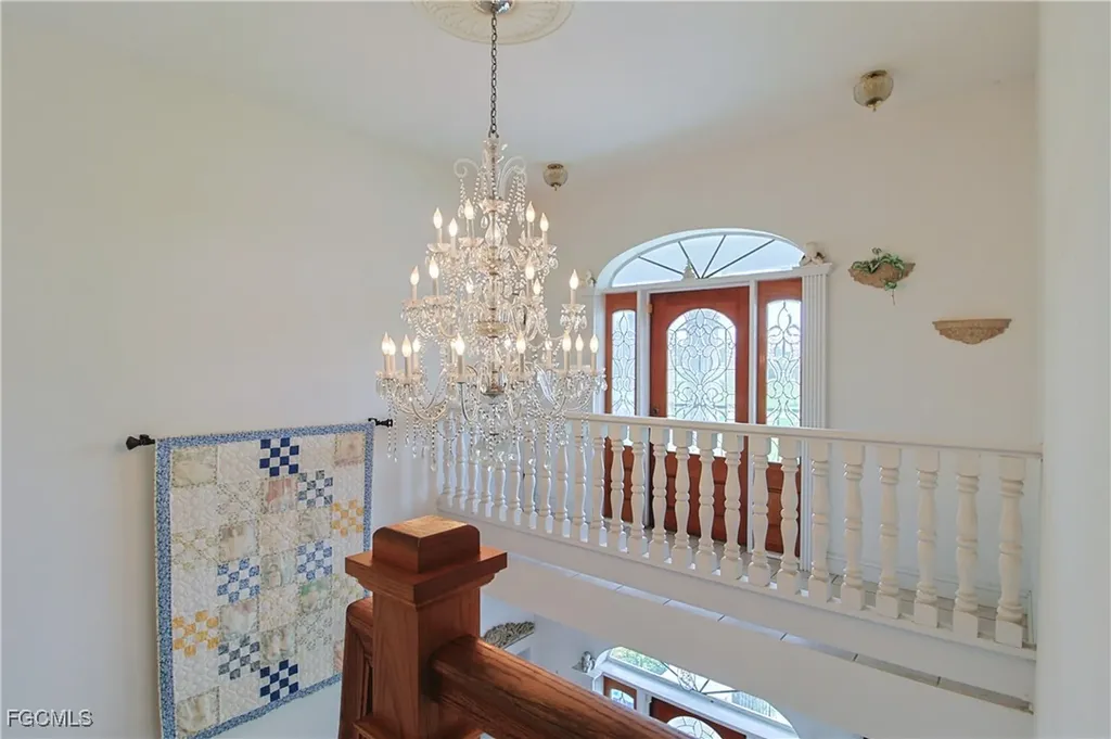 21810 Pearl Street Alva FL 33920