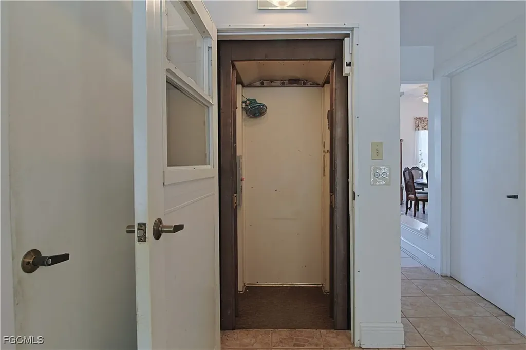 21810 Pearl Street Alva FL 33920