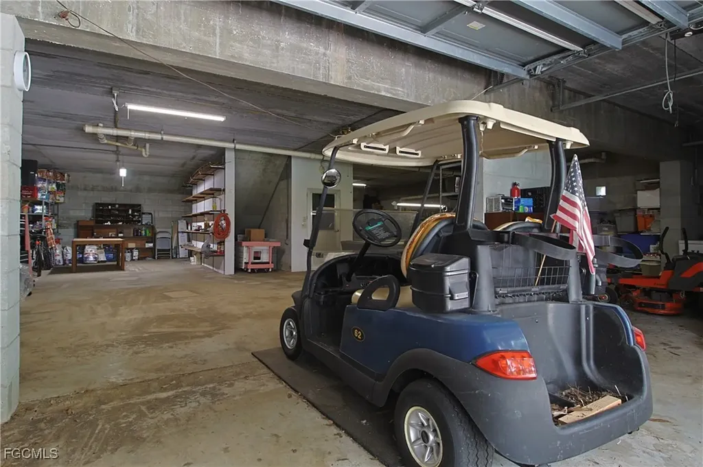 21810 Pearl Street Alva FL 33920