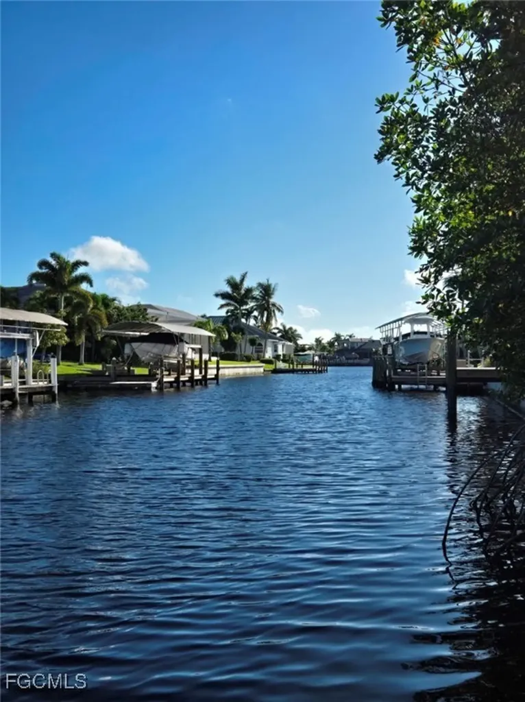 127 SW 52nd Terrace Cape Coral FL 33914