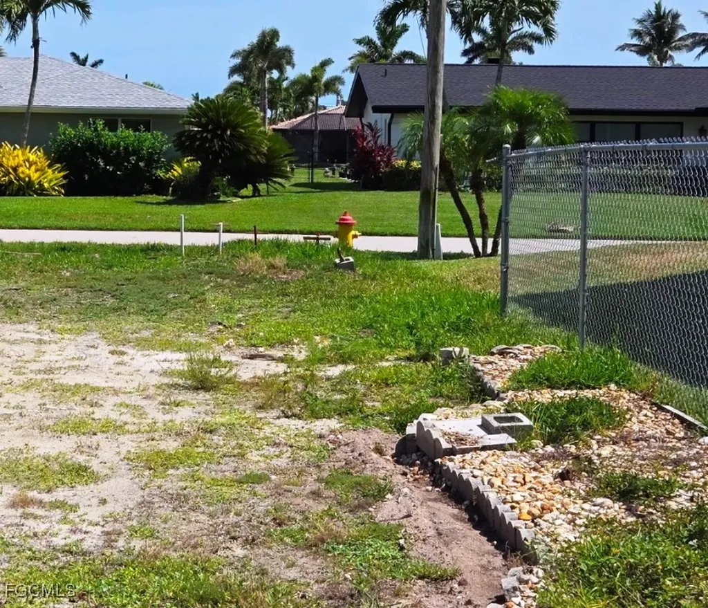 127 SW 52nd Terrace Cape Coral FL 33914