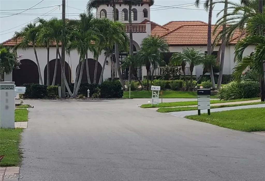 127 SW 52nd Terrace Cape Coral FL 33914