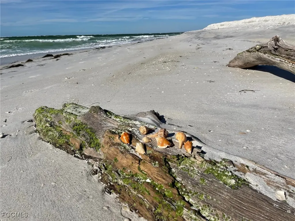 640 Gulf Lane Captiva FL 33924