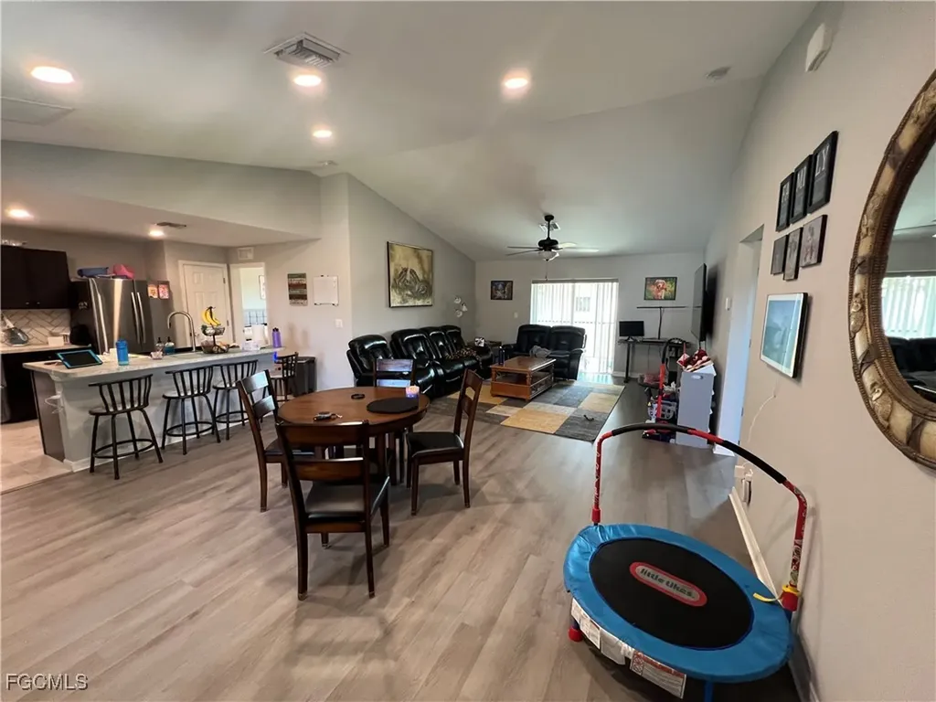1143 NW 4th Place Cape Coral FL 33993