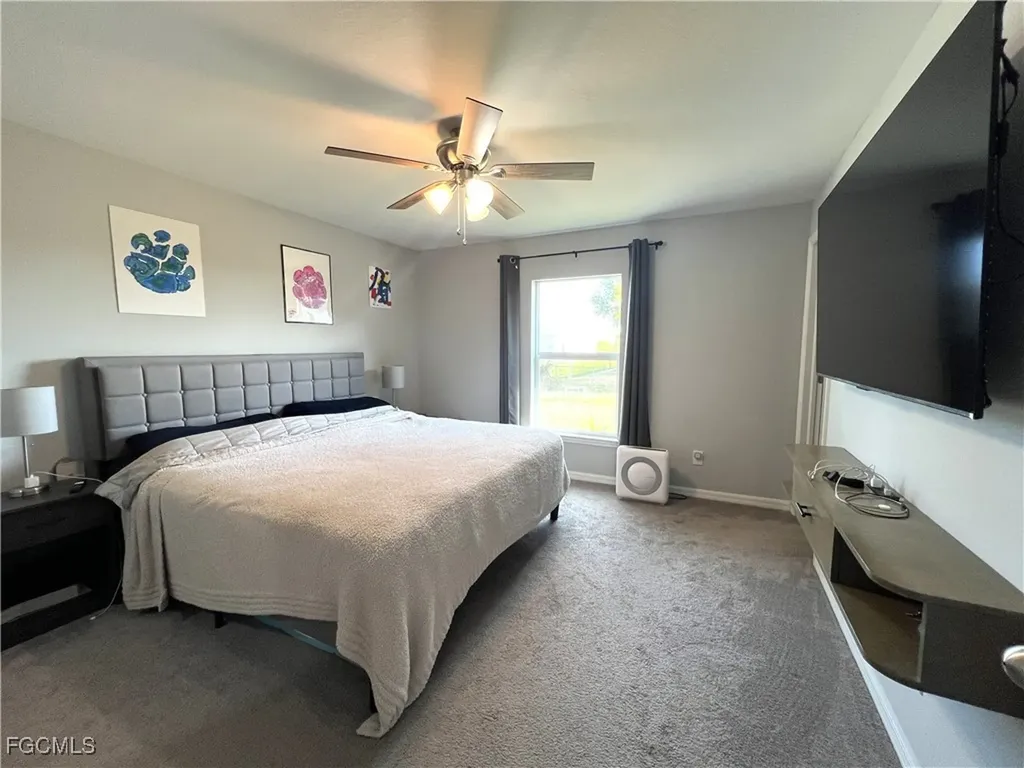 1143 NW 4th Place Cape Coral FL 33993