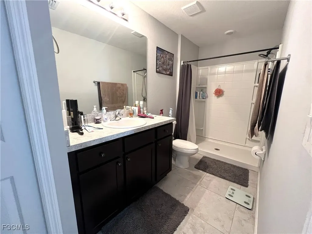1143 NW 4th Place Cape Coral FL 33993