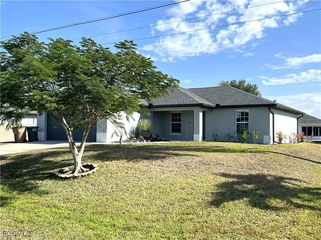 1143 NW 4th Place Cape Coral FL 33993