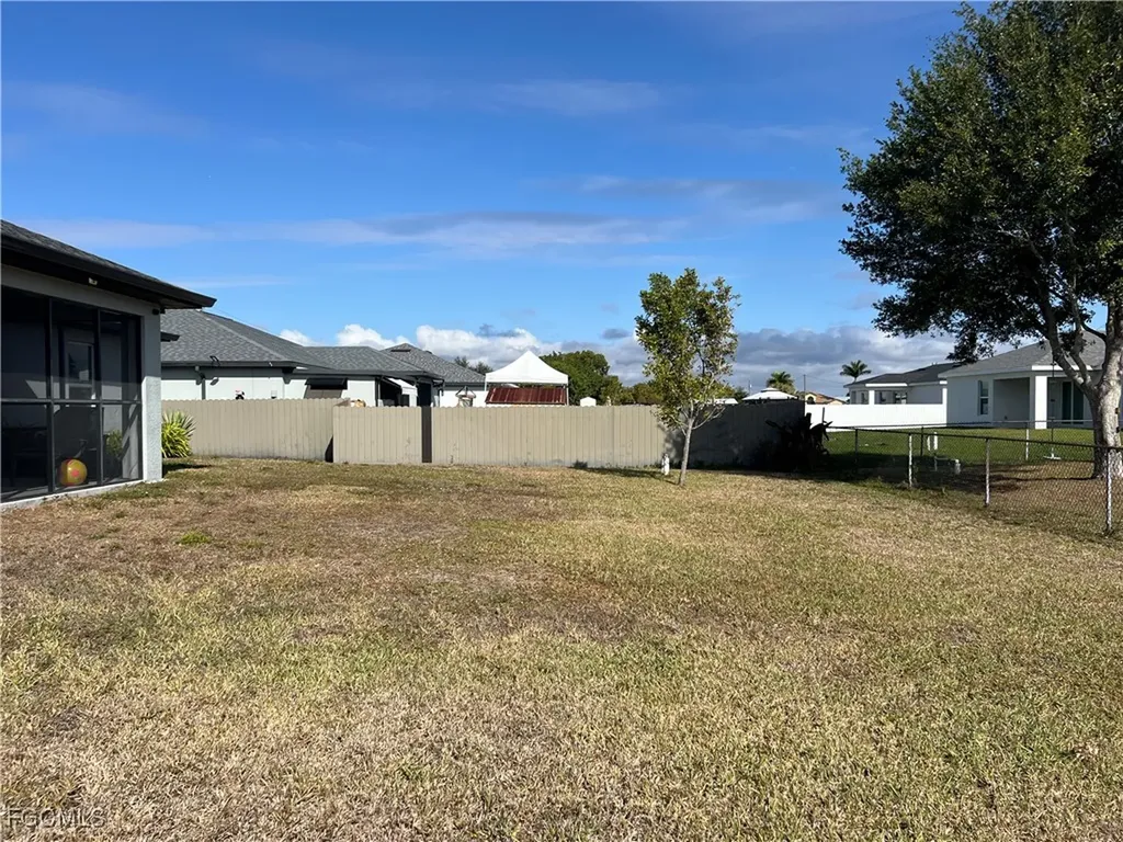 1143 NW 4th Place Cape Coral FL 33993