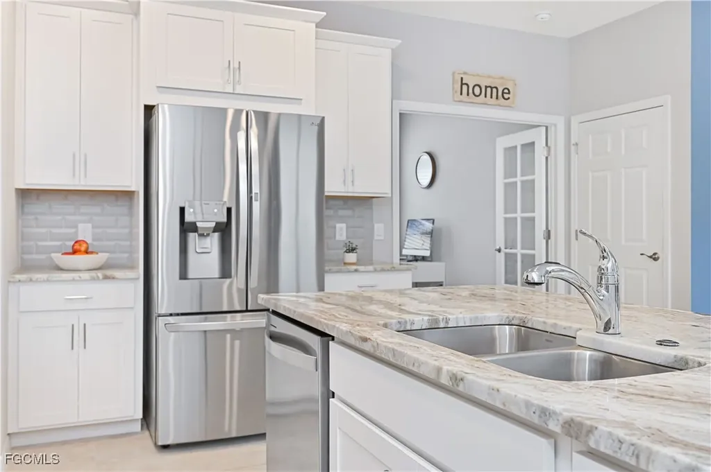 2094 Summersweet Drive Alva FL 33920