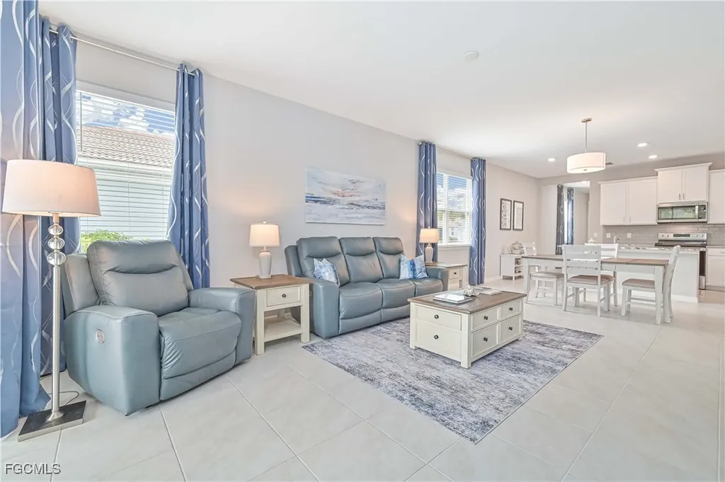 2094 Summersweet Drive Alva FL 33920