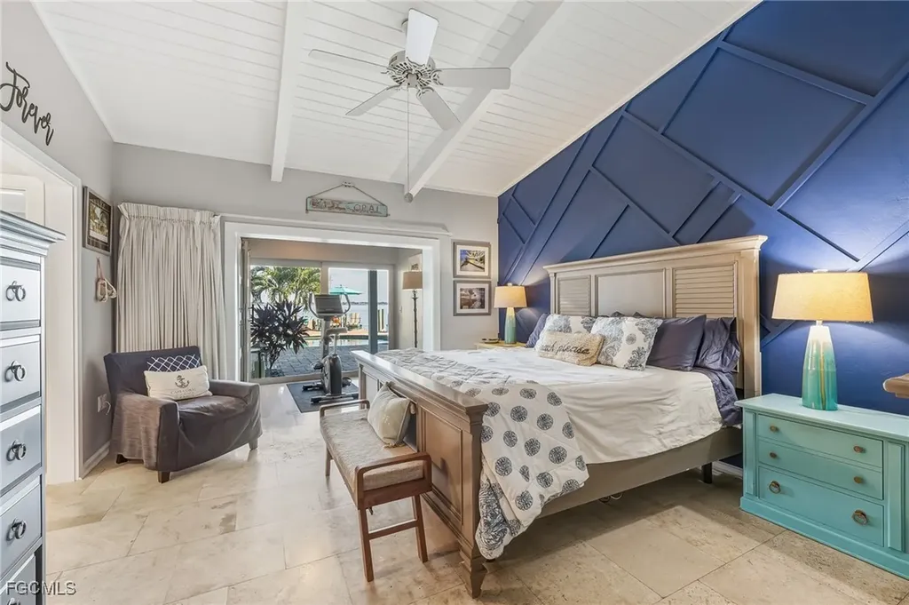 2905 SE 22nd Place Cape Coral FL 33904