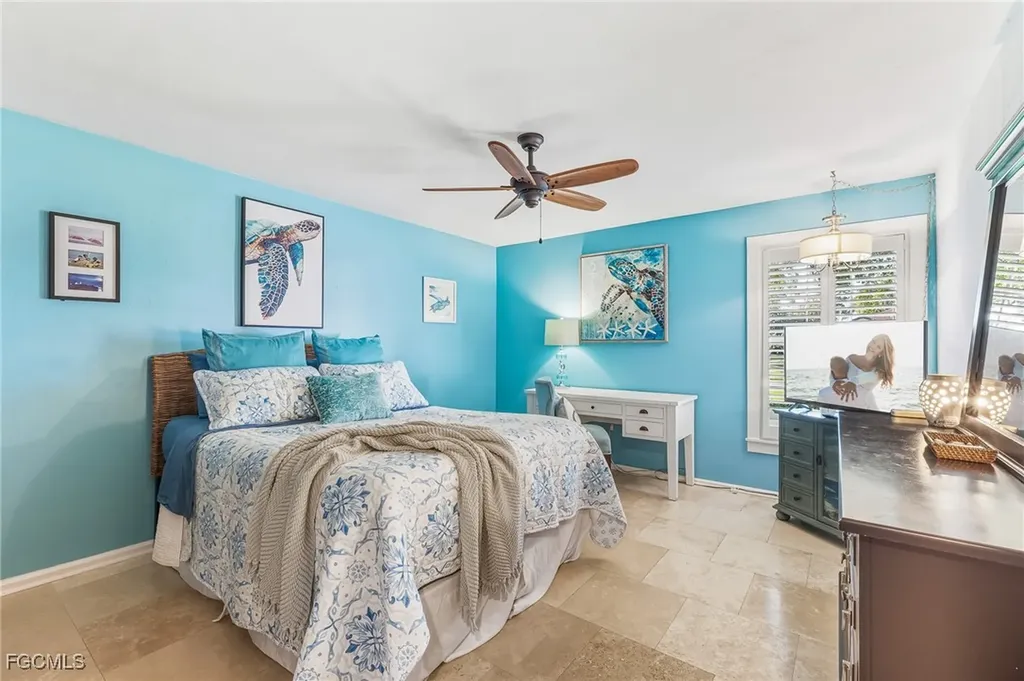 2905 SE 22nd Place Cape Coral FL 33904