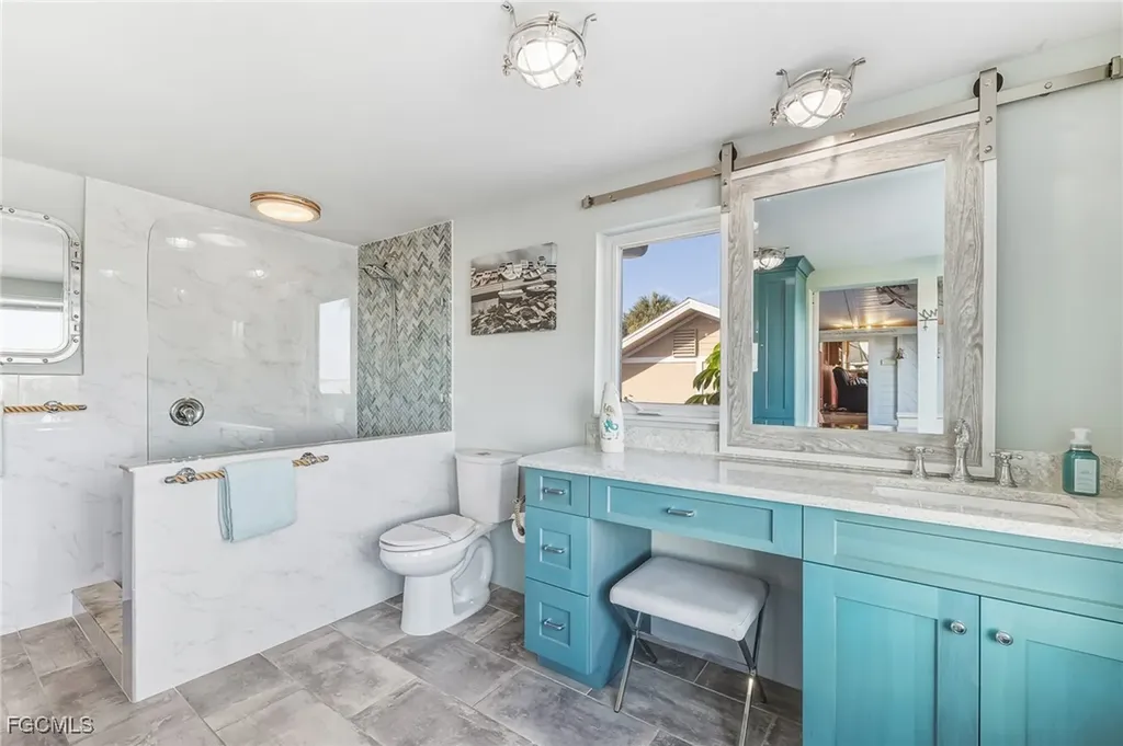 2905 SE 22nd Place Cape Coral FL 33904