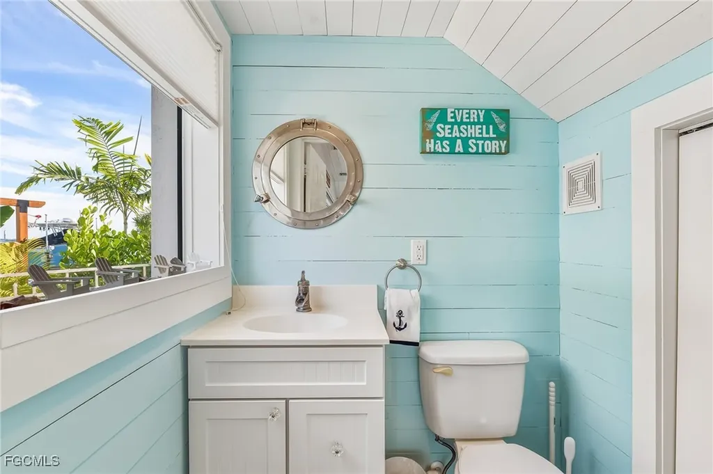 2905 SE 22nd Place Cape Coral FL 33904