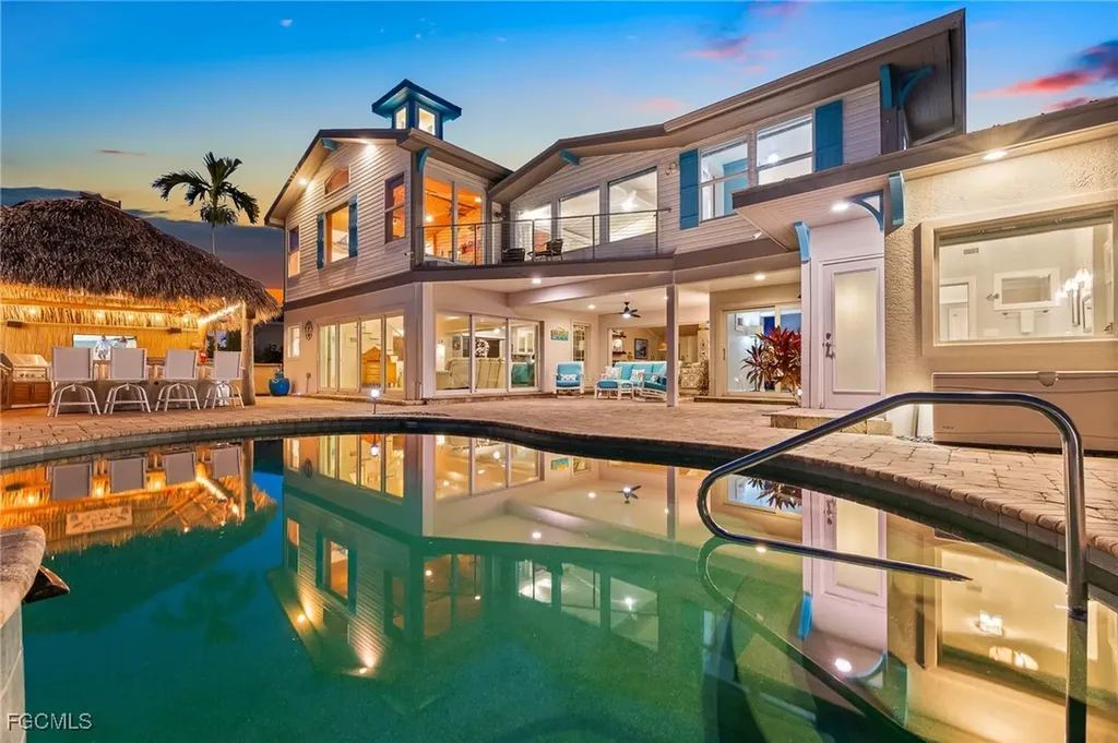 2905 SE 22nd Place Cape Coral FL 33904