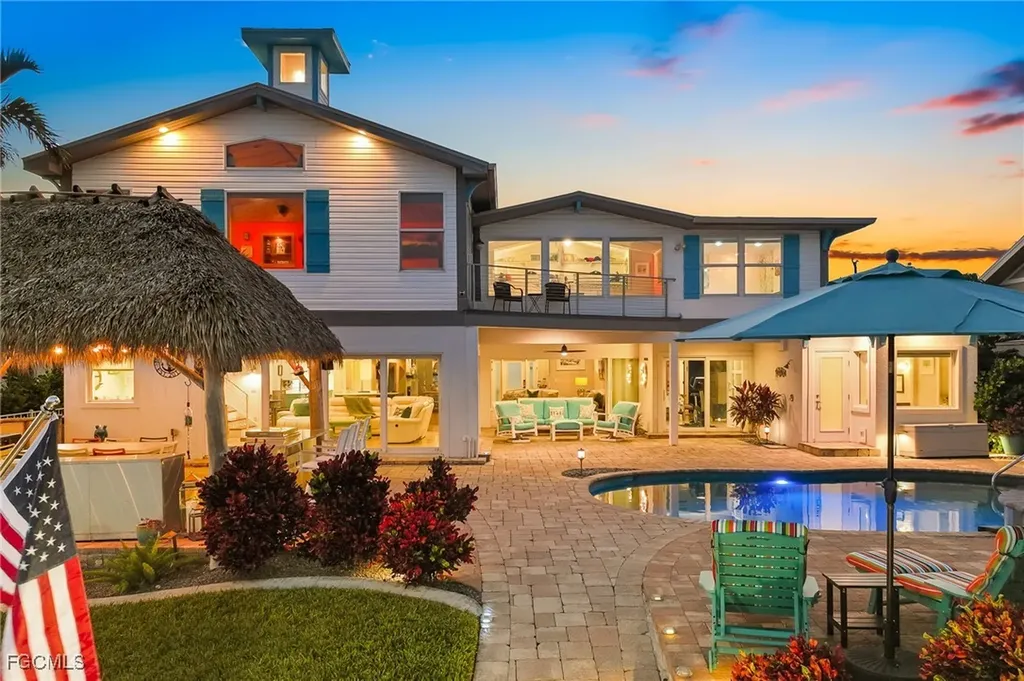 2905 SE 22nd Place Cape Coral FL 33904