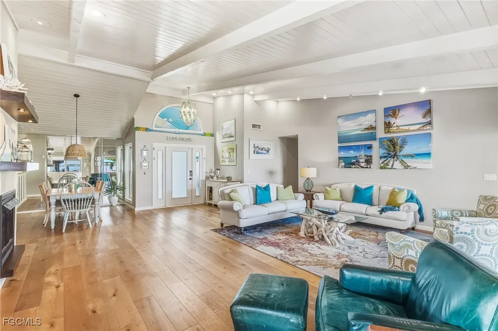 2905 SE 22nd Place Cape Coral FL 33904