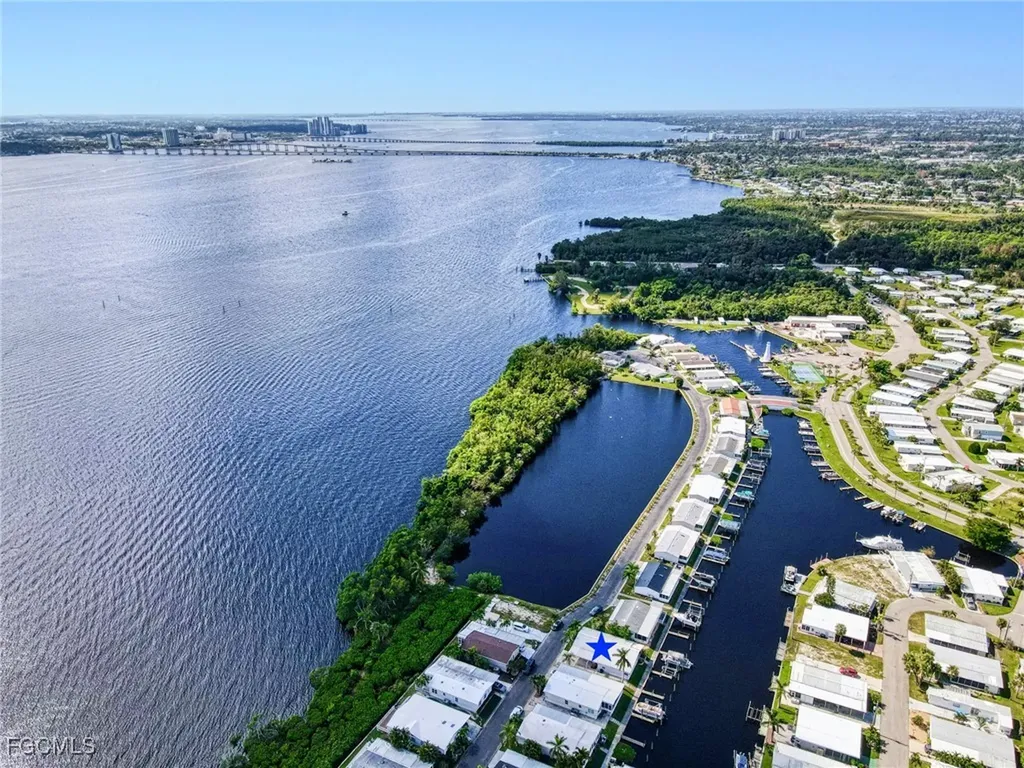 5535 Adam Drive North Fort Myers FL 33917