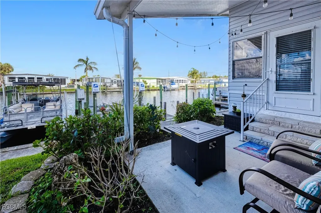 5535 Adam Drive North Fort Myers FL 33917