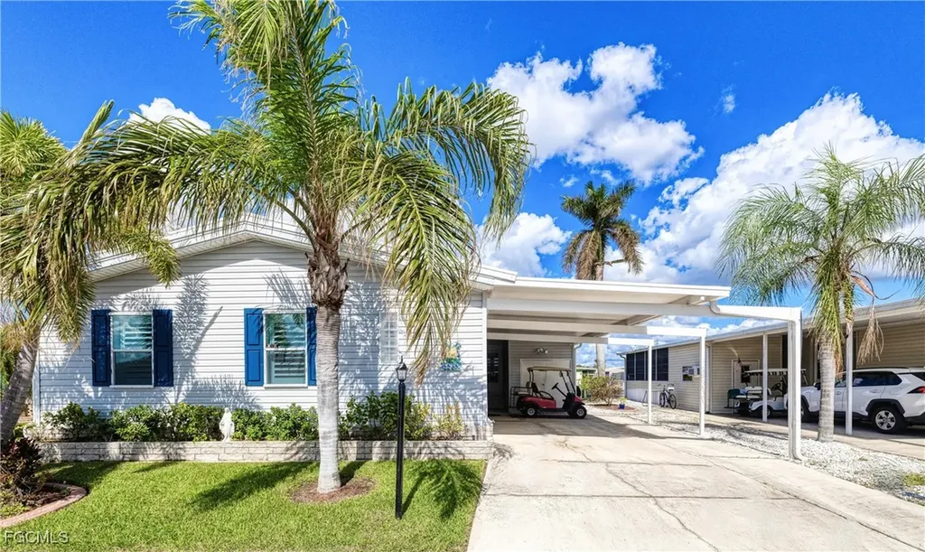 5535 Adam Drive North Fort Myers FL 33917