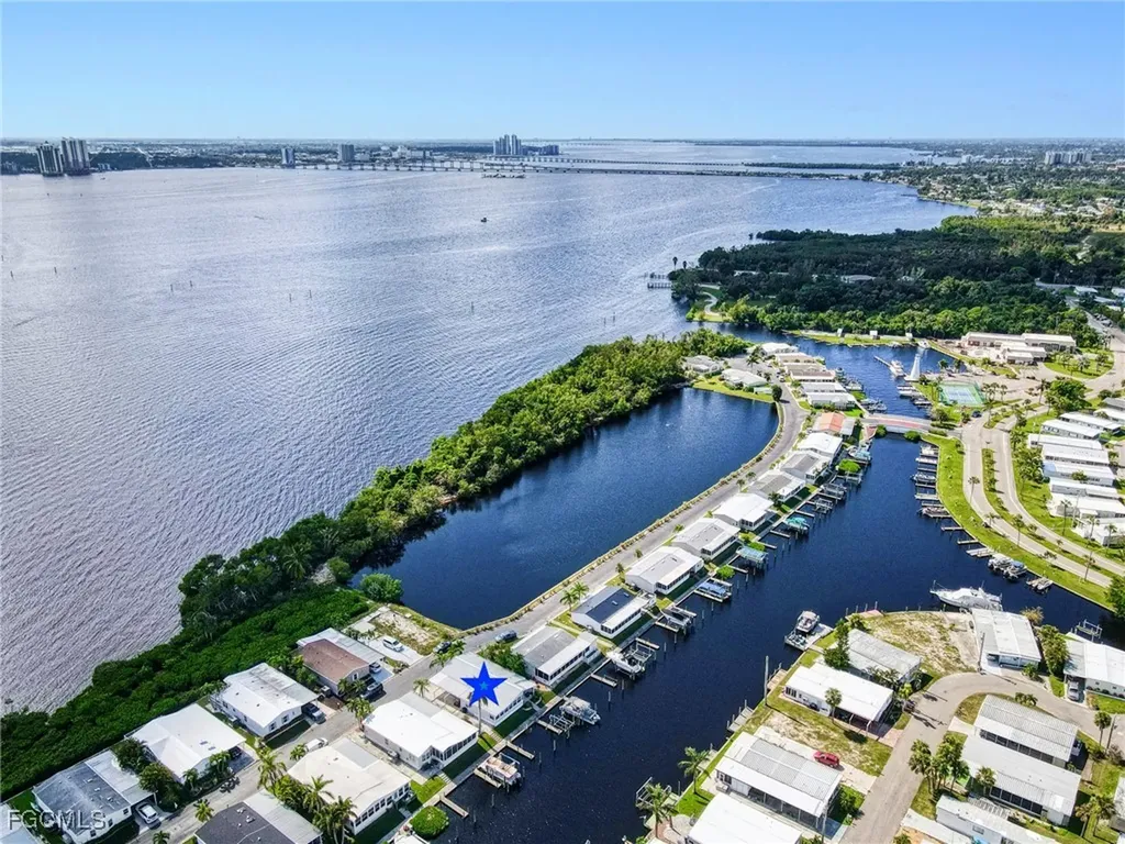 5535 Adam Drive North Fort Myers FL 33917