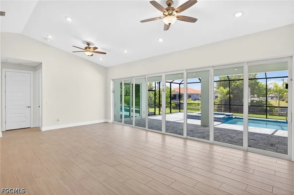230 SW 31st Terrace Cape Coral FL 33914