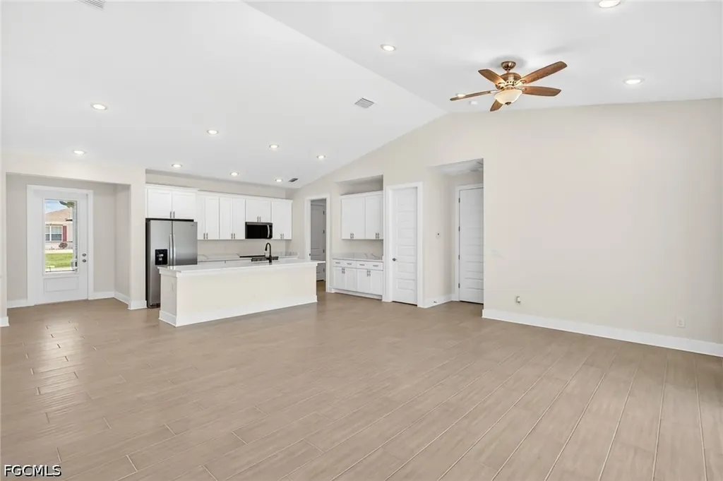 230 SW 31st Terrace Cape Coral FL 33914