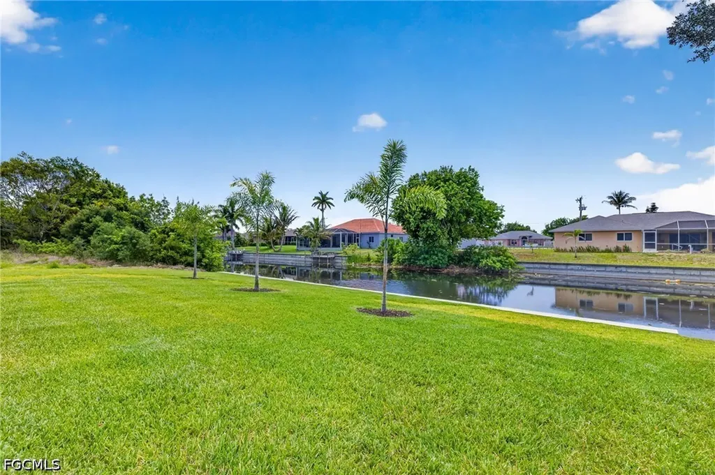 230 SW 31st Terrace Cape Coral FL 33914